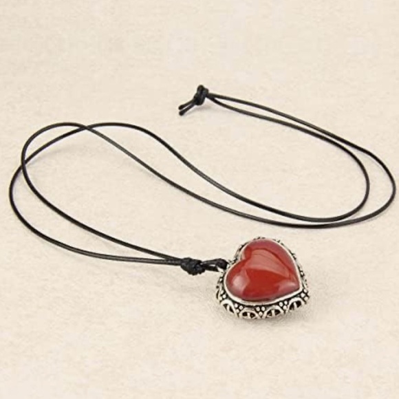 Red Heart Boho Vintage Inspired Love Necklace - Picture 6 of 9